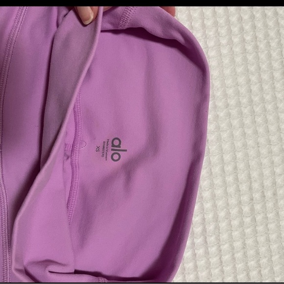 ALO 6inch biker shorts - Picture 5 of 5